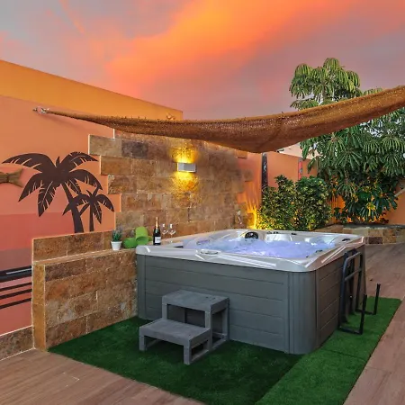 Jacuzzi & Barbecue Villa *