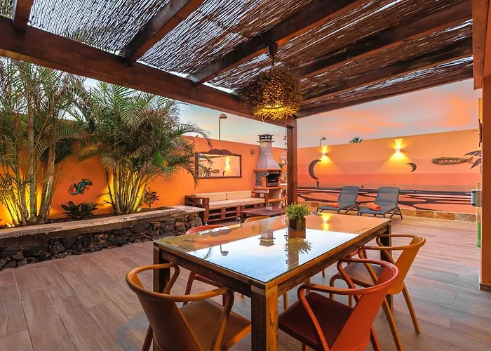 Villa Jacuzzi & Barbecue La Oliva