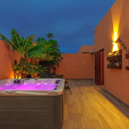 Jacuzzi & Barbecue Vila La Oliva