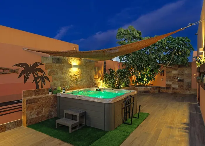 Jacuzzi & Barbecue Willa *