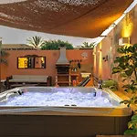 빌라 Jacuzzi & Barbecue 라 올리바