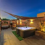 빌라 Jacuzzi & Barbecue