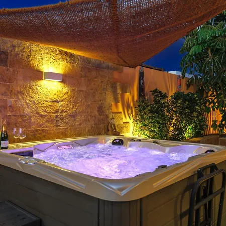 Jacuzzi & Barbecue *