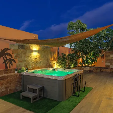 Jacuzzi & Barbecue Vila *